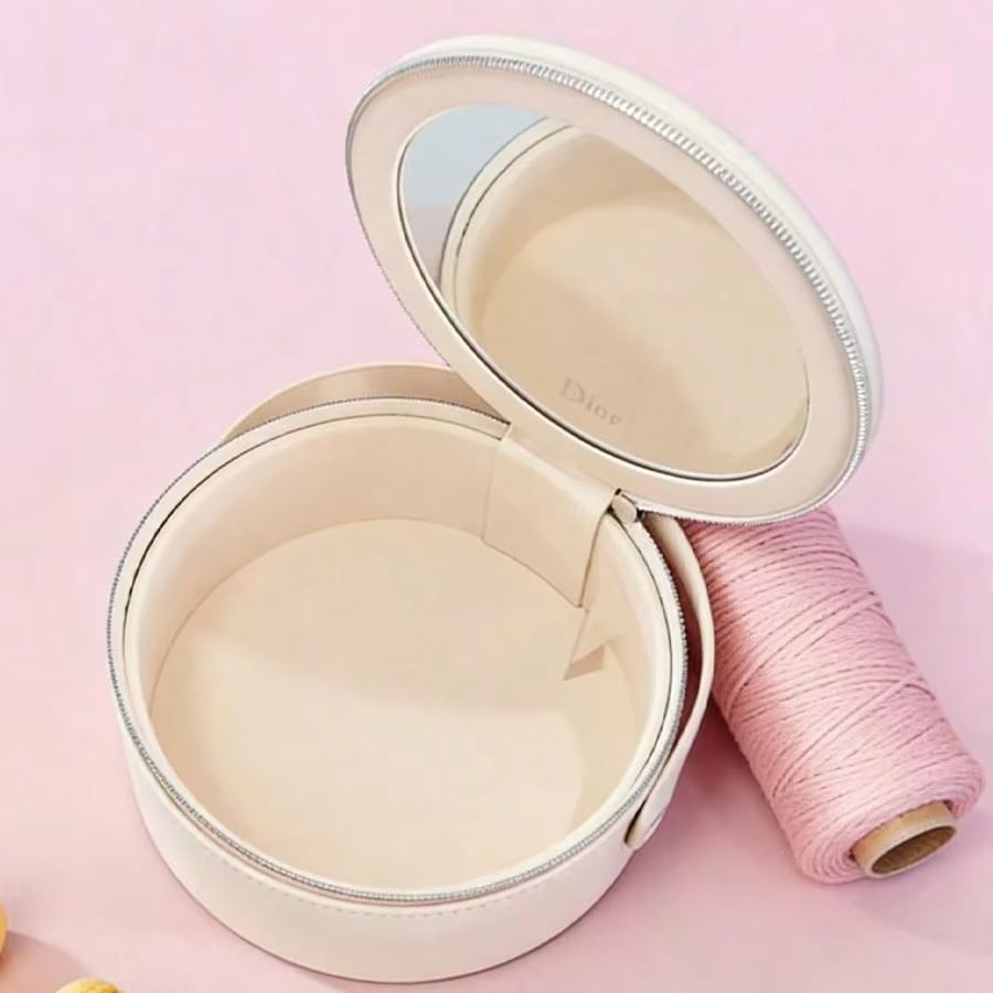 Christian Dior Dior'un Çantası - Beauty Makeup Dior incelemesi ve fiyatı